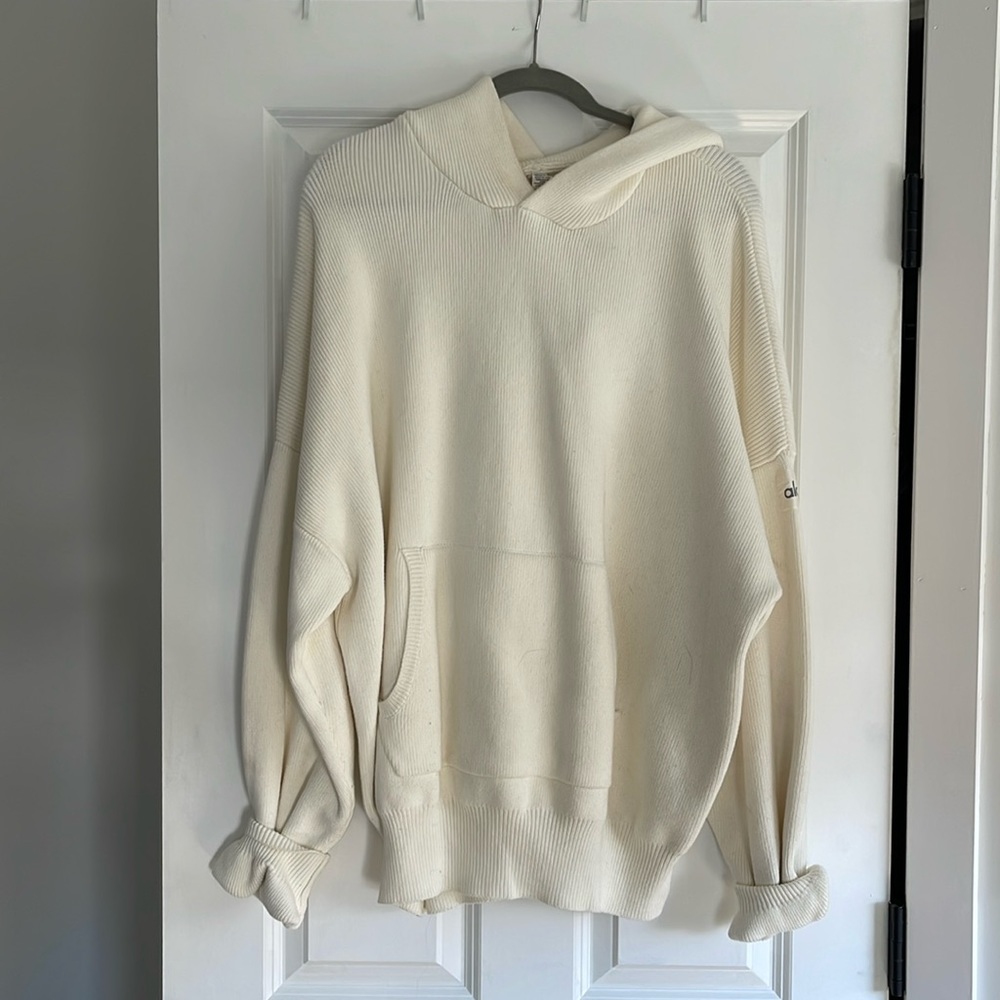 Alo Yoga thick sweater sweatshirt